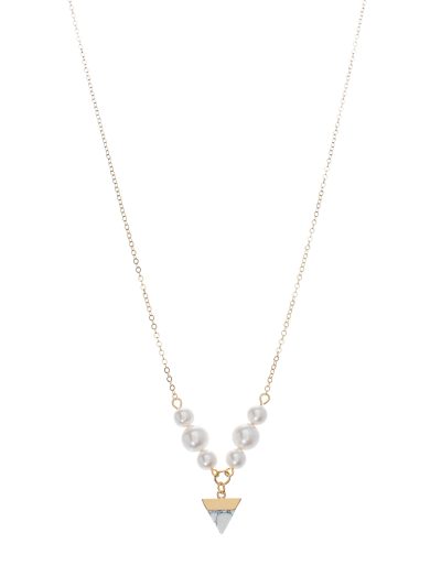 collier-court-gold-perles-blanches-marbre-flora-3-kara-bijoux-1