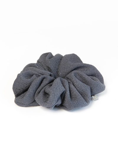 Chouchou fluffy mat couleur gris scintillant accessoires Collection de Noël 2022 Magie 5 Kara Bijoux