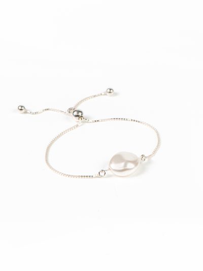 Bracelet délicat ajustable en argent sterling .925 orné d'une perle baroque blanche Lovely 4 hiver 2024 Kara Bijoux